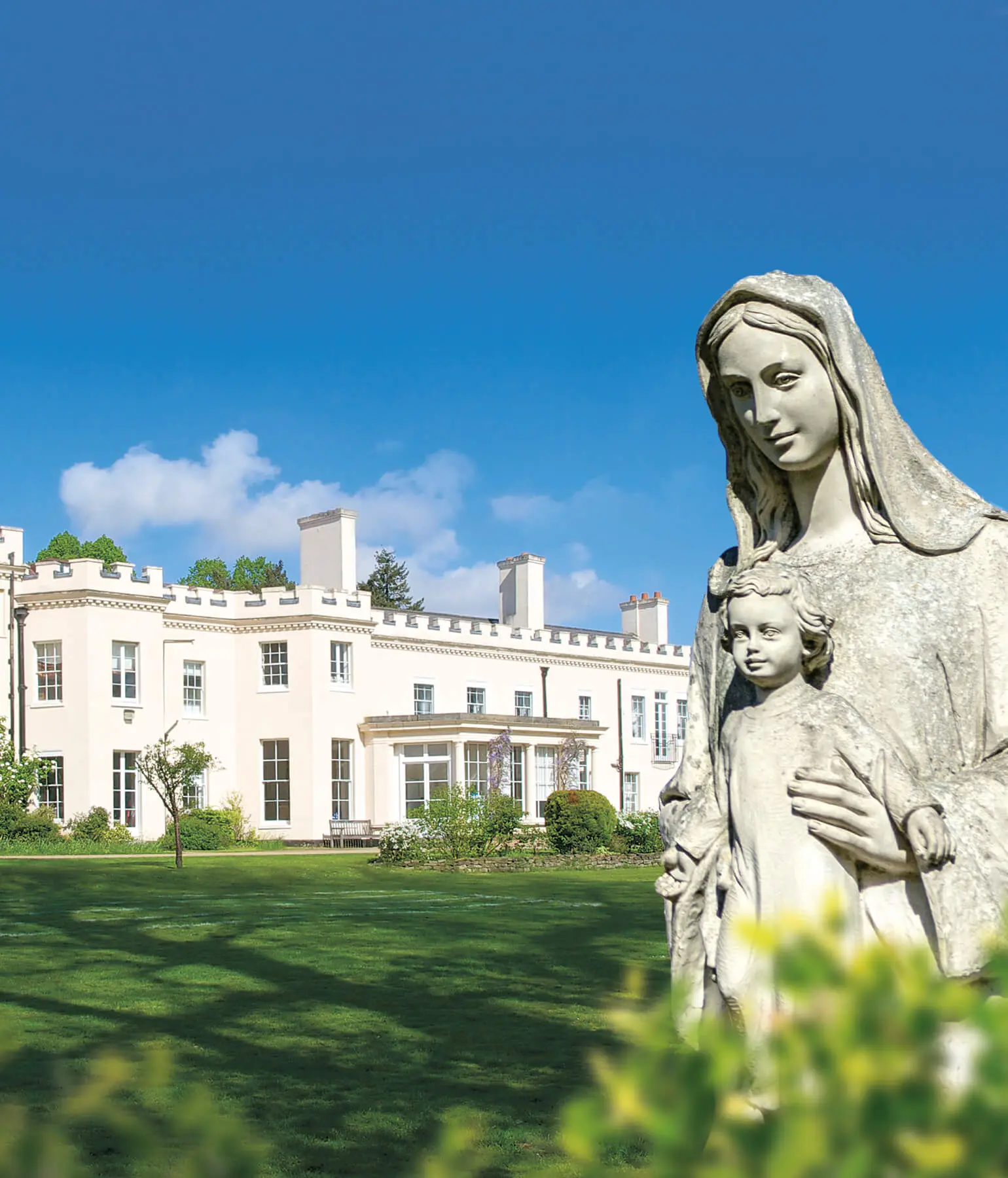 Notre-Dame-Left-Right-Block-Images-Heritage3