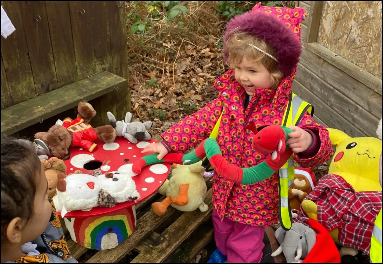 Owls Forest School Dec 9