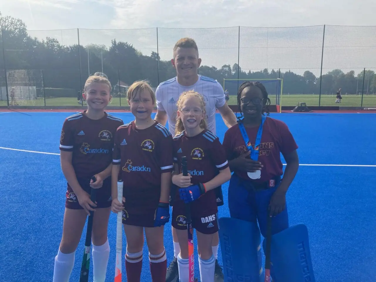 ND Girls Meet Euro Hockey Player