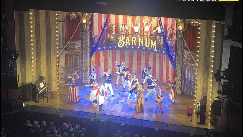 SingSTAR and SingSPACE Trip to See Barnum