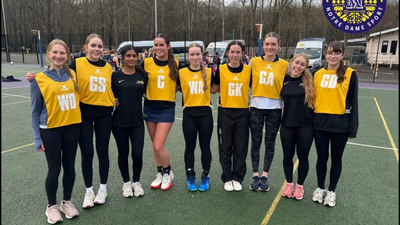 Seniors 1st Netball Team v Claremont