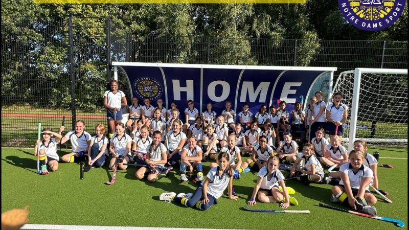 Sports Posts U11 Hockey v Surbiton High