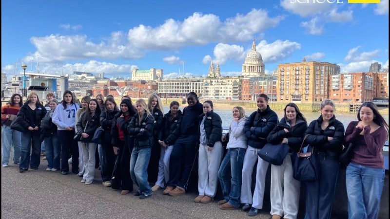 Year 11 History Students - Globe Trip