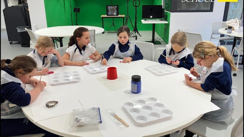 Year 3 Explorers Club in Innovation Space (8)