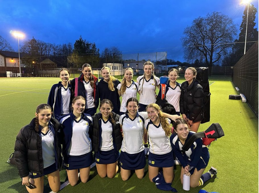 1st Hockey Team v Freemens
